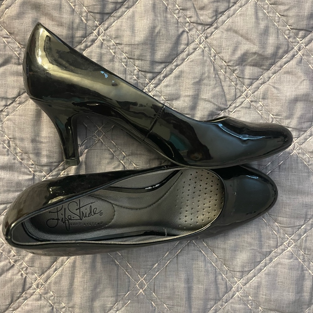 Life stride high heels